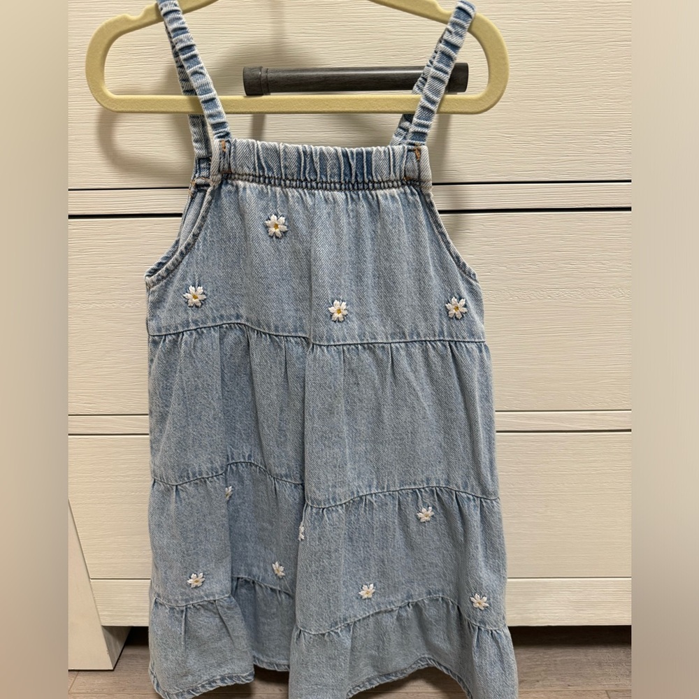 Zara toddler dress. Size 6